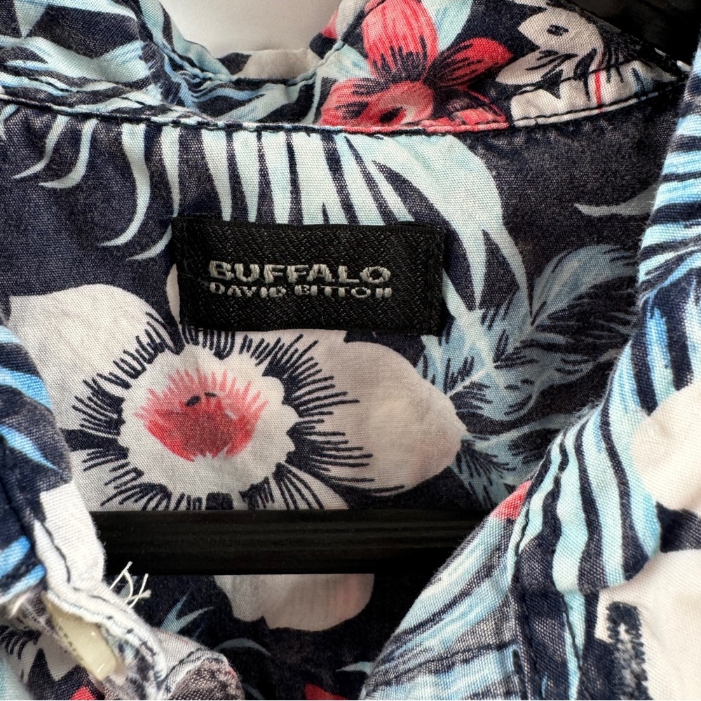 Buffalo David Bitton Tropical Floral Button Down Shirt Men’s Size Small - Picture 4 of 7